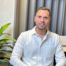 large-محمد عمر